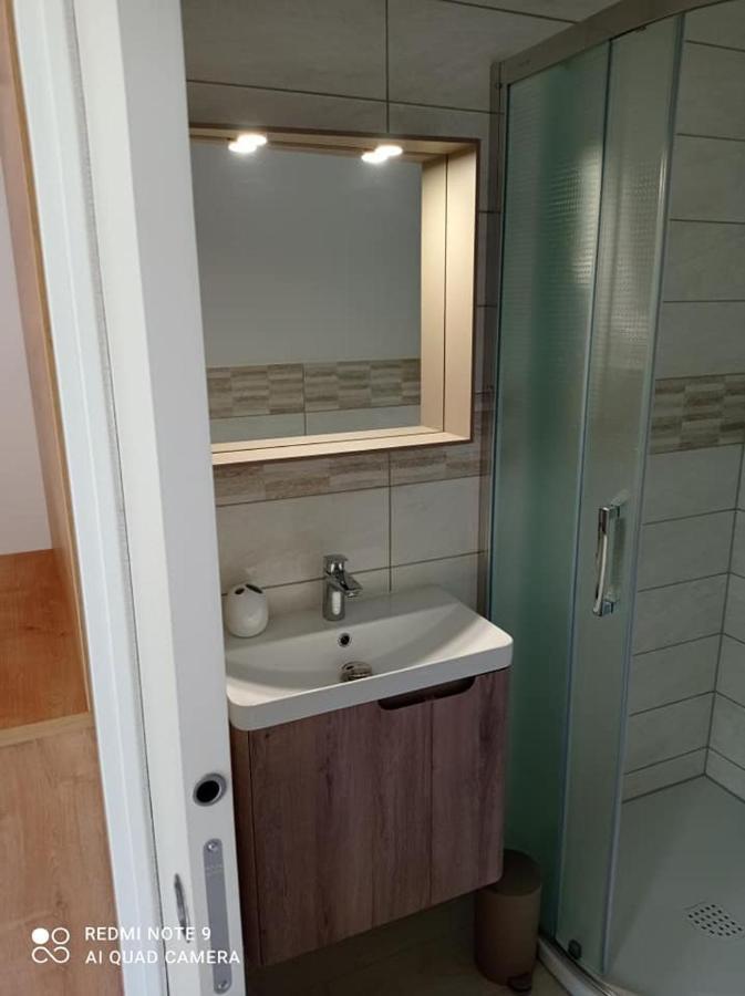 Apartma Aurora ครานสกา โกรา ภายนอก รูปภาพ